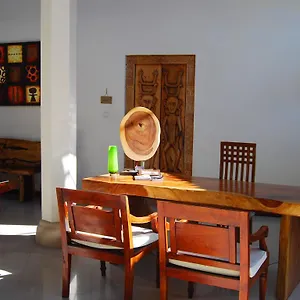 Kaina Hotel