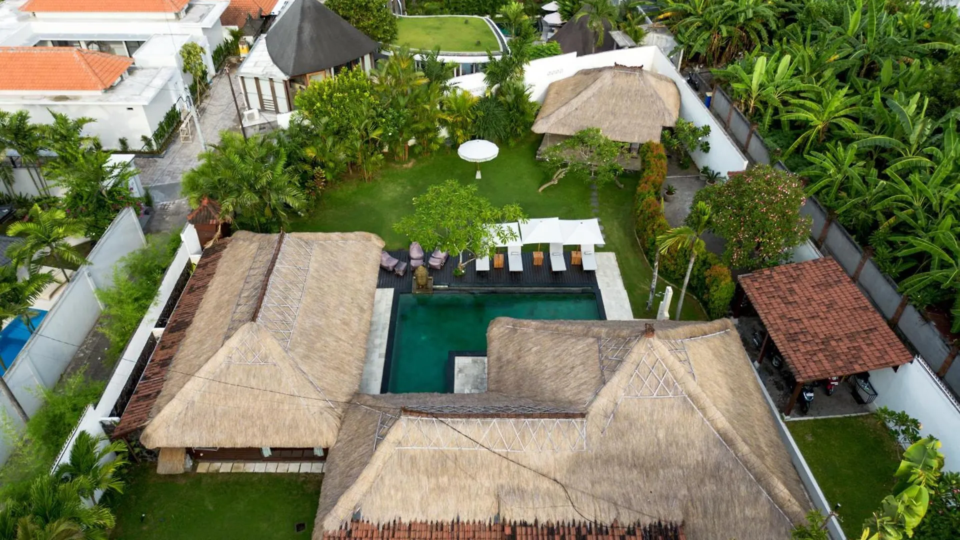 Palm Merah Villa Umalas