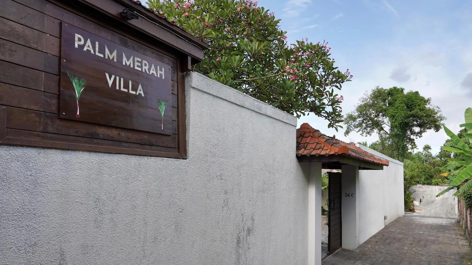 Palm Merah Villa Umalas