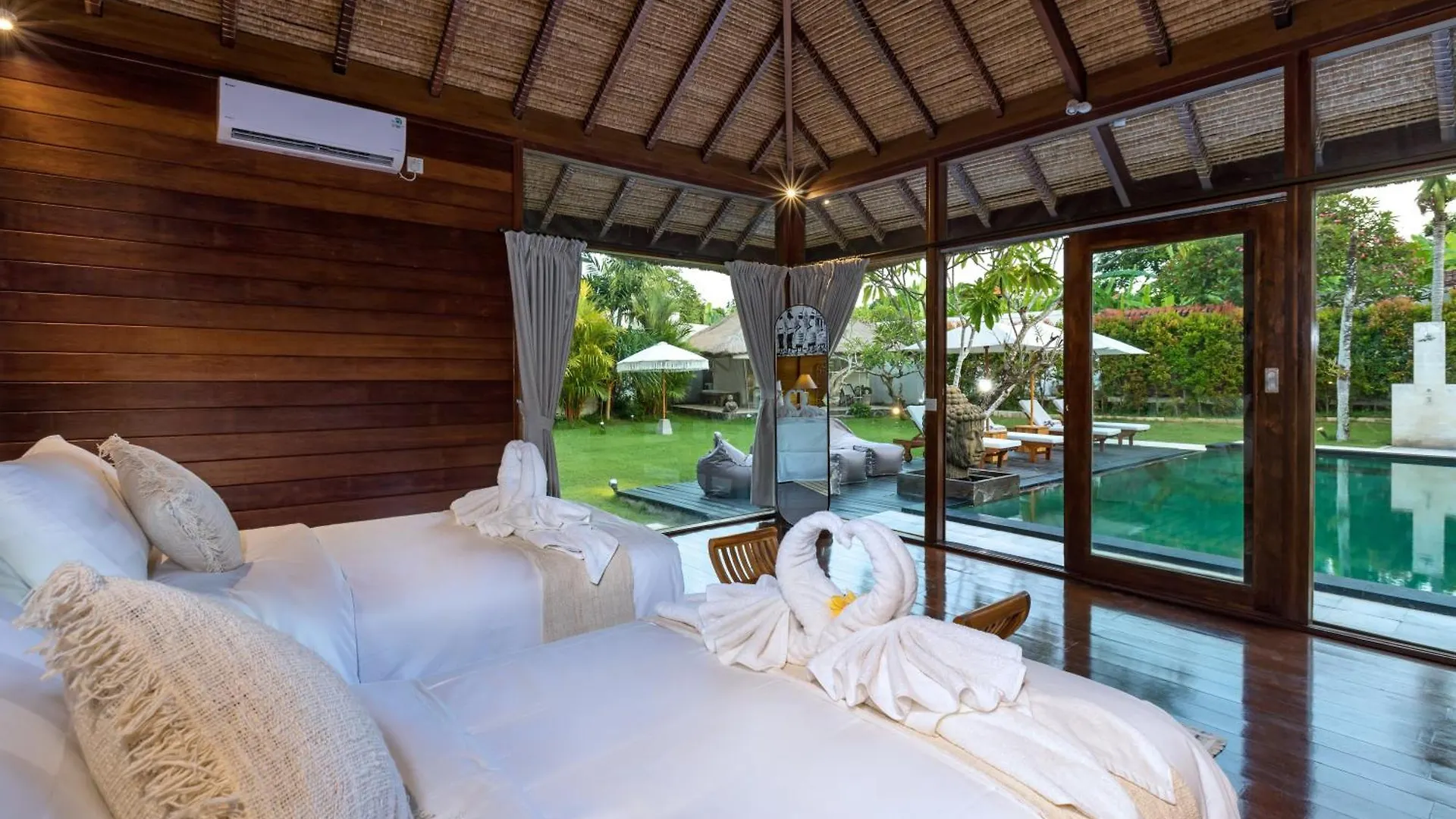 Palm Merah Villa Umalas